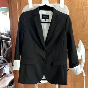 Banana Republic Long and Lean Wool Blazer, size 2